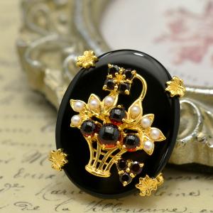 碌山 ガーネット ブローチペンダント 華やかにきらめく上質ワイン