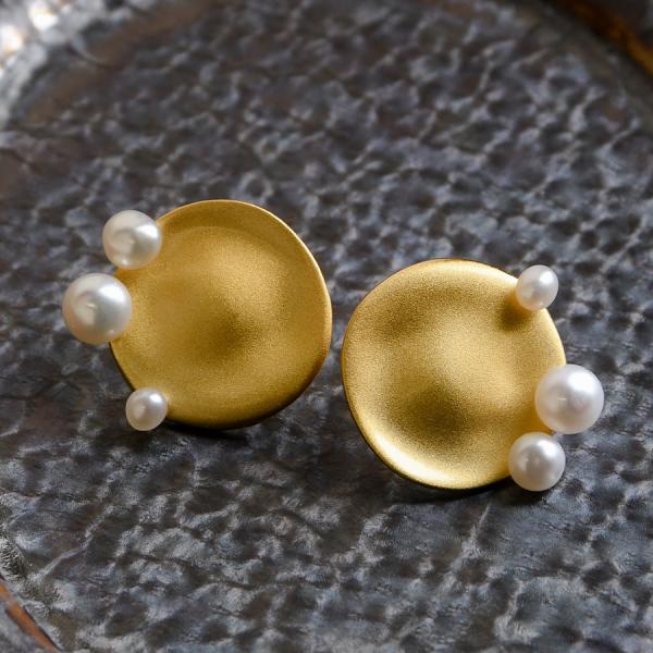 ベビーパール コイン ピアス  可憐なホワイト淡水真珠 KB25 YA-118S-EP-1