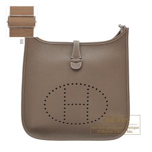 エルメス ショルダーバッグ エブリン3 23 ブラック/シルバー金具 トリヨンクレマンス K刻印 黒 エルメス ショルダーバッグ エブリン3 23 ブラック/シルバー金具