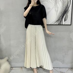 プリーツ ワイドパンツ ロング丈 パンツ レディース ガウチョパンツ 無地 ボトムス プリーツパンツ 上品 柔らかい 体型カバー 春夏 ワイドパンツ レディース