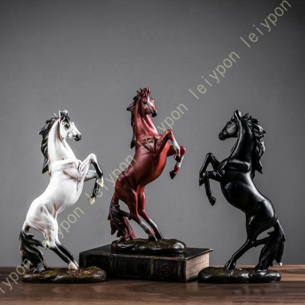 インテリア装飾 装飾品 動物の置物 フィギュア ホームインテリア オブジェ 馬 レッド ホワイト ブ...
