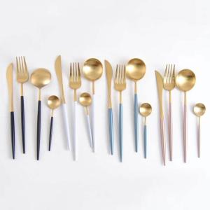 カトラリーセット4本　カトラリーおしゃれ　和風 家族 プチギフト 粗品 卒園 卒業 新生活　スプーン フォーク ナイフ   北欧  食器　クチポール風/=中4/)