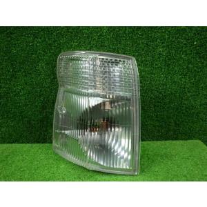 キャラバン KR-VWME25 右クリアランスランプ コイト 210-2477 26110-VW02...