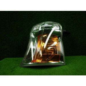 キャラバン CBA-SGE25 左クリアランスランプ QM1  コイト 210-24880　 261...