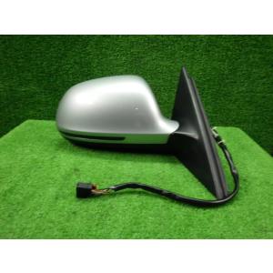 アウディ A4 ABA-8KCDH 右サイドミラー  銀  電動格納/ウィンカー・ヒーター付/10ピ...