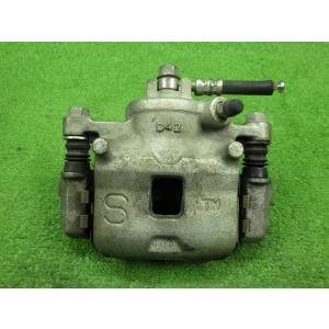 エブリィ HBD-DA17V 右Fキャリパー    パット付/ 55101-82M01  8493