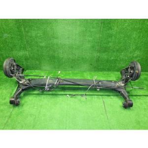 カローラフィールダー CBA-ZZE122G RアクスルビームASSY 8Q6   左右ドラム/AB...
