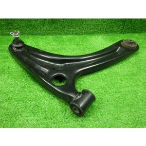 エブリィ 5BD-DA17V 右Fロアアーム 061    45201-64P00  8798