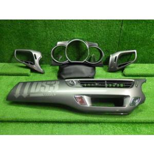 平成24年　シトロエン DS3 レーシング　6速MT　ABA-A5C5F04 ダッシュボードトリム4...