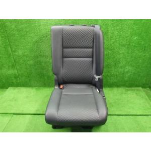 セレナ 5AA-GFNC27 センターシート     セカンドシート左側/防水仕様/8人乗り用  8...