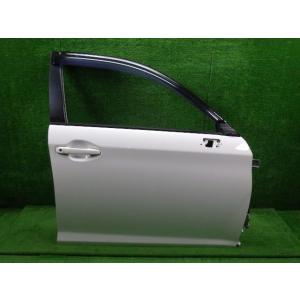 カローラフィールダー DBA-NZE164G 右FドアASSY 040 白   67001-12B0...