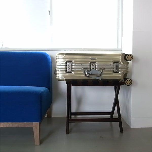 ＜ダークブラウン＞５本ベルトのバゲージラック・バゲッジスタンド　国産