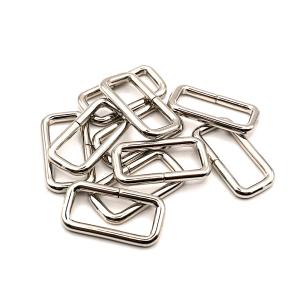 レザークラフト 金具 キーホルダー キーフック アミエット4連キー N