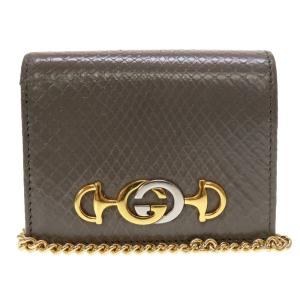 miu miu（ミュウミュウ） ロゴ リボンモチーフ ゴールド金具 三つ折り