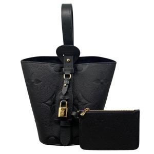 LOUIS VUITTON（ルイ・ヴィトン） マフラー エシャルプ・ロゴマニア