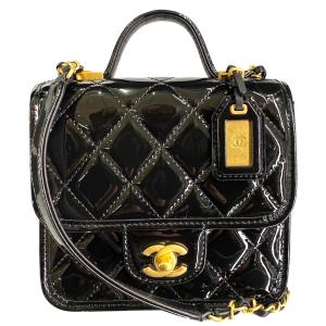 CHANEL♡マトラッセチェーンショルダーバック CHANEL（シャネル） ショルダーバッグ ハートチェーン AP4900