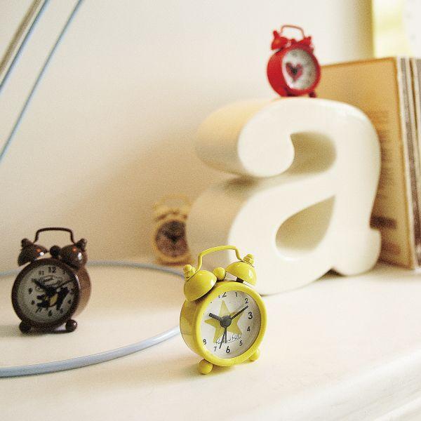 ちっちゃい かわいい 目覚まし時計 置き時計 置時計 BABYclock