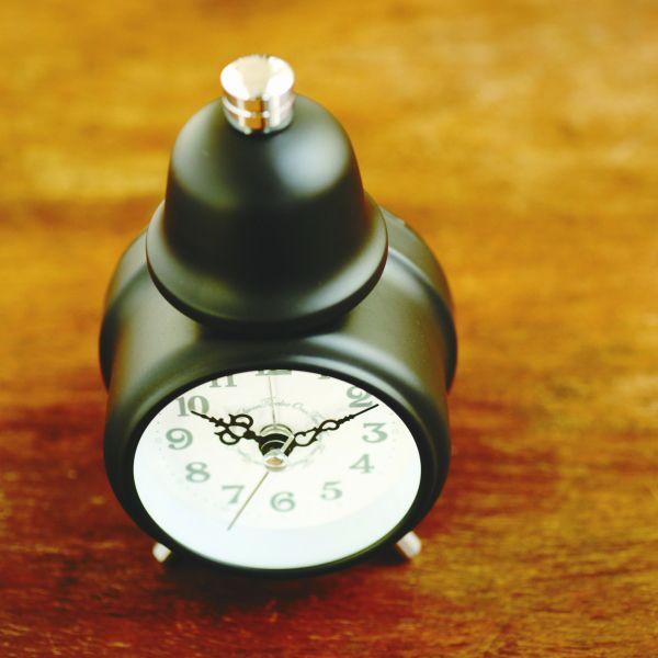 目覚まし時計 インテリア 置き時計 置時計 時計 DEAR