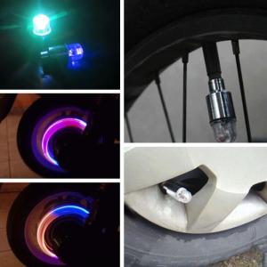 LEDタイヤバルブキャップ4個セット LEDラ...の詳細画像1