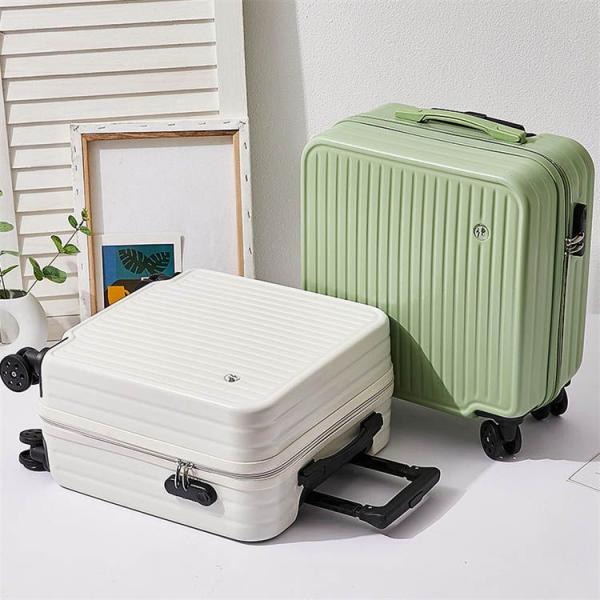 多機能スーツケース USBポート付き キャリーバッグ 大容量 スーツケース 2-3日用 泊まる 軽量...