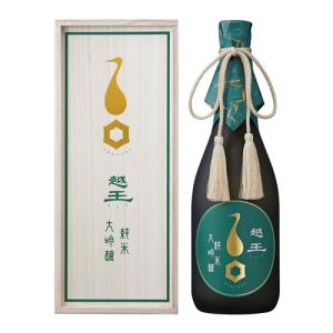 日本酒 越後鶴亀 越王 こしわ 純米大吟醸 隼人 はやと 15度 720ml 山田錦100% 新潟県 越後鶴亀 四合 清酒 ギフト 桐箱入
