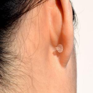 ピアスキャッチ シリコン 花型 日本製 両耳用...の詳細画像3