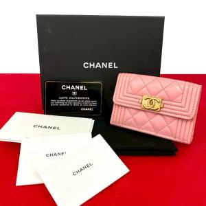 極 美品 シール有 ランダム番台 CHANEL シャネル シャネル19 ココマーク ラムスキン レザー 本革 三つ折り財布 ミニ ウォレット 黒 31652 CHANEL（シャネル） 極 美品 シール有 ランダム番台 シャネル19 ココ
