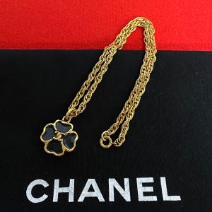 CHANEL（シャネル） 香水 ネックレス リボン NO19 ゴールド