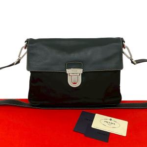 極 美品 PRADA プラダ 三角ロゴ 金具 レザー 本革 テスートナイロン ショルダーバッグ サコッシュ ポシェット ブラック 黒 84903