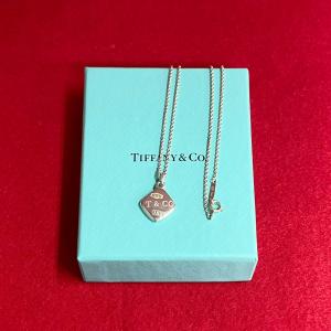 極 美品 TIFFANY&Co. ティファニー T&CO 1837 ロゴ 刻印 シルバー925 ネックレス ペンダント アクセサリー レディース シルバー 27395｜linkvintage