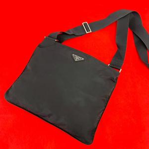極 美品 Salvatore Ferragamo サルヴァトーレフェラガモ ガンチーニ 柄