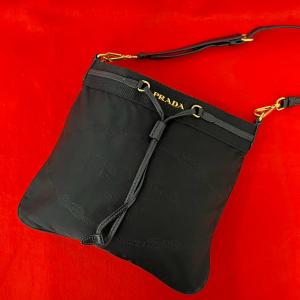 極 美品 PRADA プラダ ロゴ 金具 テスート ポコノ ナイロン レザー 本革 ショルダーバッグ サコッシュ ポシェット ブラック 黒 60240