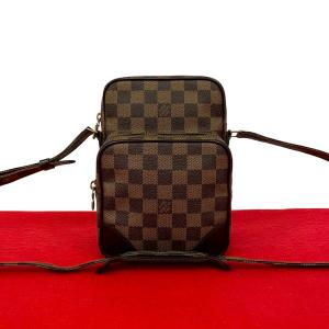 GUCCI（グッチ） 極 美品 GG 柄 キャンバス ロゴ 刻印 レザー 本革