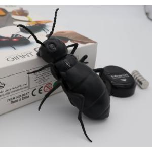 アリのおもちゃ 動くアリのおもちゃ 昆虫のラジコン アリのラジコン