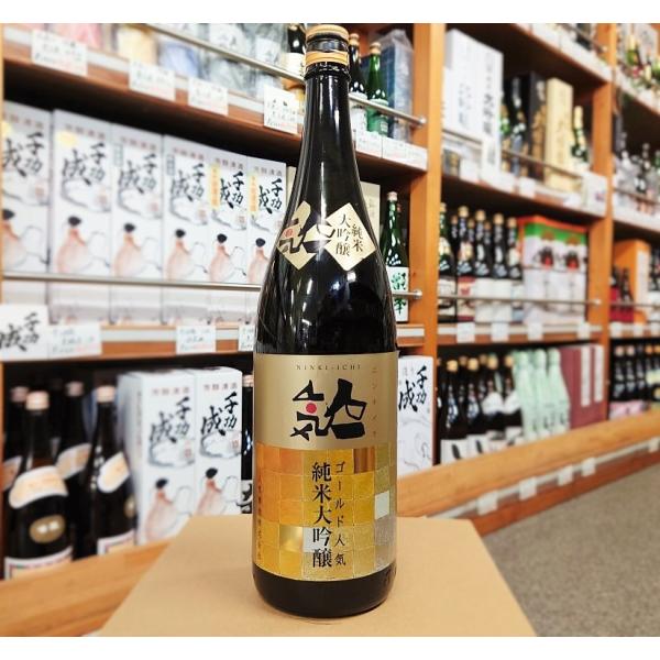 日本酒 人気一 ゴールド人気 純米大吟醸 1.8L 福島県 二本松市 人気酒造