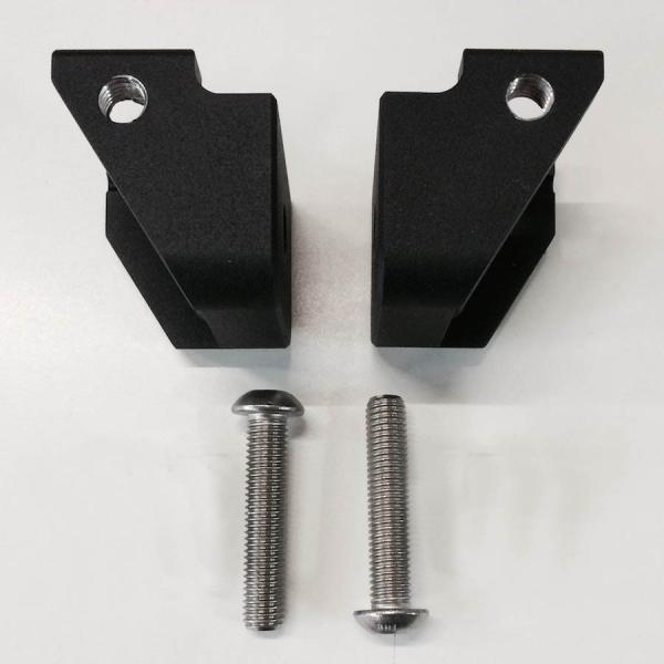 Can-Am SPYDERF3用　Peg Adapters
