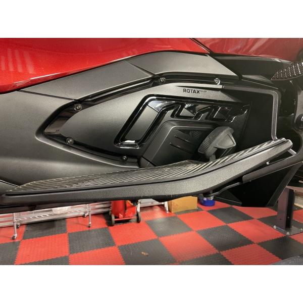 RT用　ドライバー フロアボード ライザー　2020〜モデル用　Can-Am SPYDER
