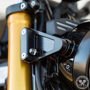 XSR900　ＨＥＡＤＬＩＧＨＴ ＳＩＤＥ ＢＲＡＣＫＥＴＳ　ＭＯＴＯＤＥＭＩＣ　