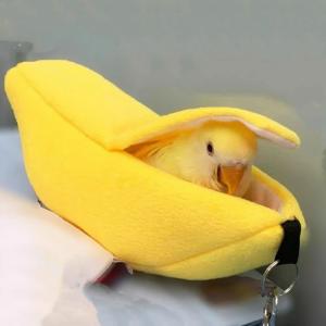小鳥用布製ハウス ほっととり暖 鳥たちの寝床 バナナ かわいい 寝る 文鳥 インコ｜lis shop