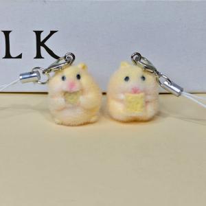 ミンク ハムスター型 キーホルダー バッグチャーム かわいい リアル