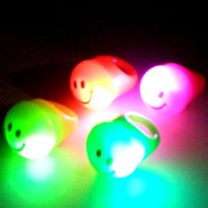 光るスマイルリング