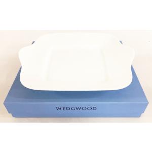 【中古】ウェッジウッド WEDGEWOOD デザインプレート SQUARE PLATE ホワイト 共箱付 未使用に近い商品 ML-1｜littletough