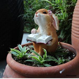 【美品】兎　うさぎ　小物入れ　陶器　置物　インテリア　工芸品　美術品　A2760 美品】兎 うさぎ 小物入れ 陶器 置物 インテリア 工芸品 美術品 A2760