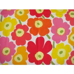 ウニッコ 柄 マリメッコ Pieni Unikko ピエニウニッコ 1 マルチ マリメッコ生地お試しハーフサイズ クッション Marimekko