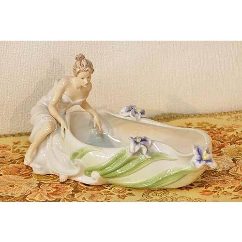 輸入雑貨 コンポート アールヌーボー アイリス 小物入れ リバティ ポーセリン 磁器 女神 フェアリ...