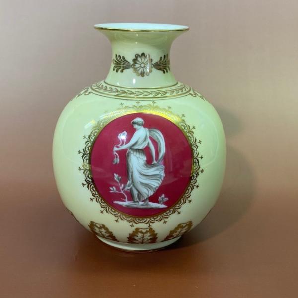 オールドノリタケ 金彩ウエッジウッド風 人物図飾壷 花瓶