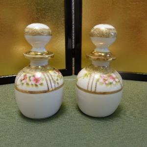 オールドノリタケ 金彩花柄香水瓶 ペア マルキ印 1906年〜1925年製造