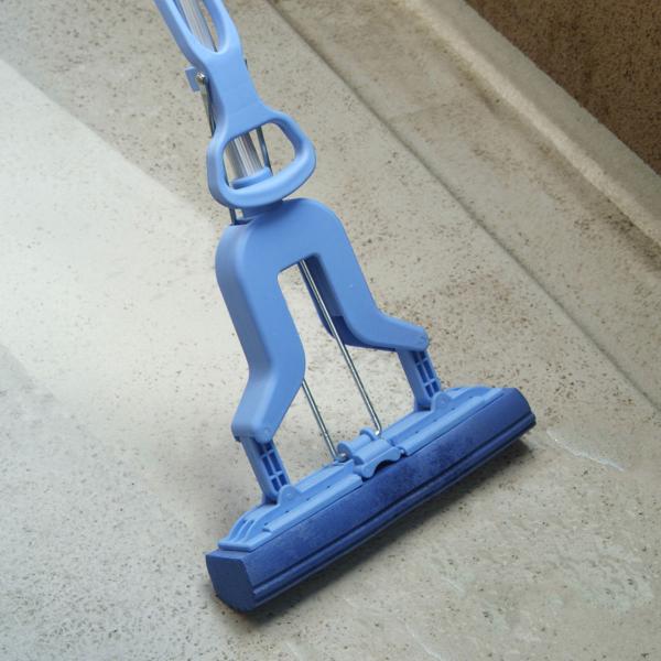 ワイパー グングン吸水激絞りワイパーＦ AZ259 （ 吸水 窓 浴室 結露 吸収 水切ワイパー 水...