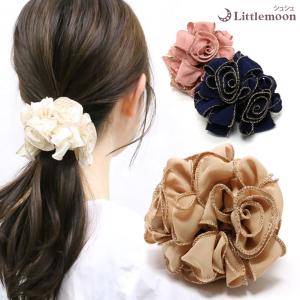 シュシュ ヘアゴム 薔薇 バラ 花 ゴールド 縁取り 上品 華やか 大きめ ボリューム ヘアアレンジ ヘアアクセサリー 髪飾り マシェル 追跡可能メール便対応｜lmcasual