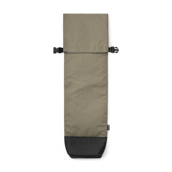 KANI ロールトップ型三脚バッグ サンド / 三脚収納 薄型 折りたたみ式 ショルダーベルト調節可...